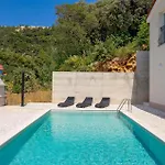 Casa vacanze Cozy In Mundanije