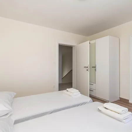 Cozy In With Wifi Mundanije