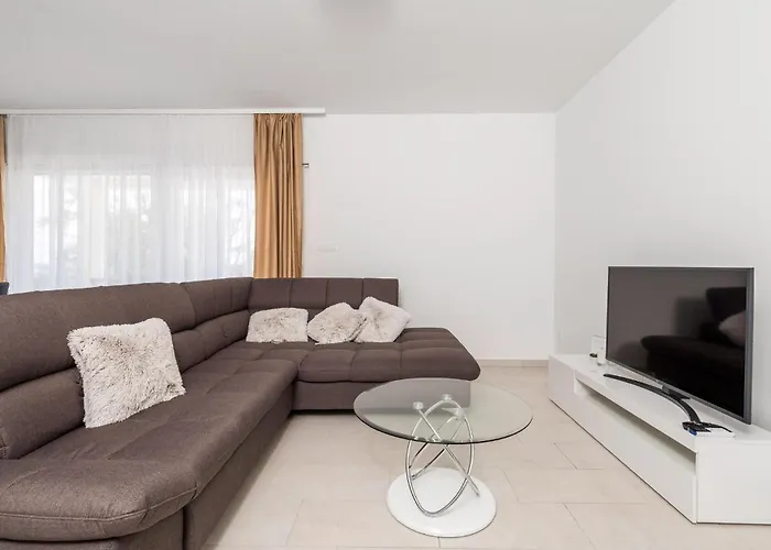 Σπίτι διακοπών Cozy In With Wifi Mundanije